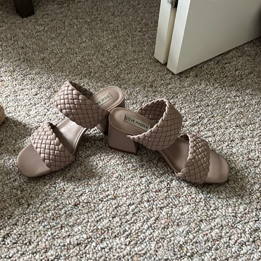 stwve madden taupe braided block heals